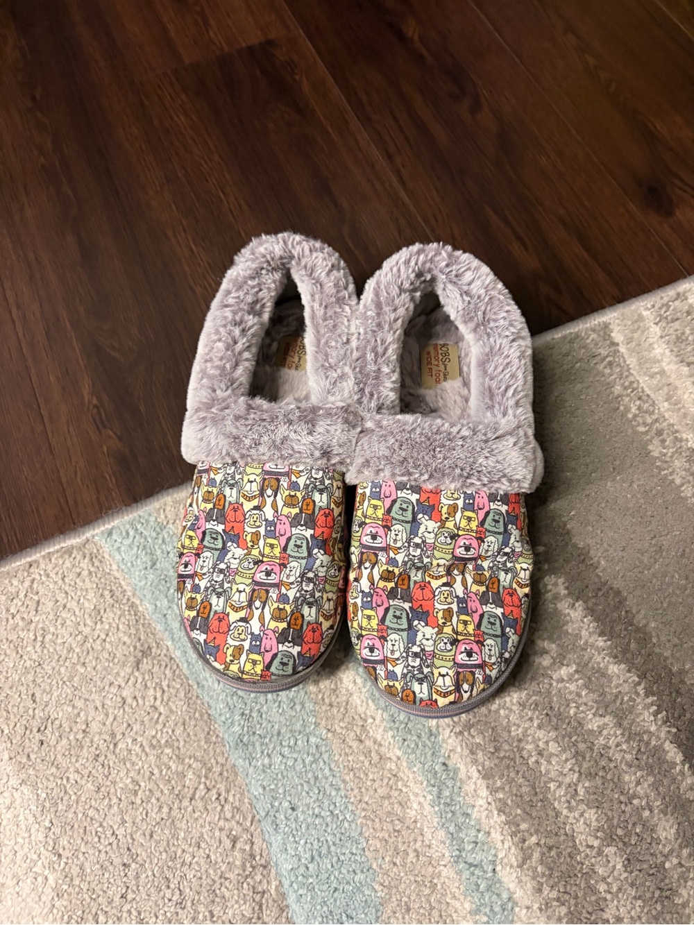 Sketchers Bobs Cozy Slip-On Slippers with Colorful Dog Print - Gray Trim